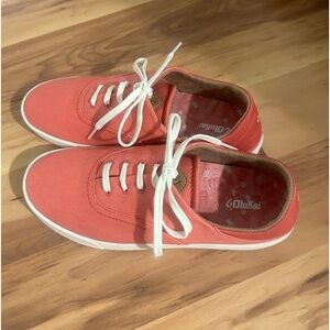 Olukai Kohu canvas sneakers in color Lehua Flower